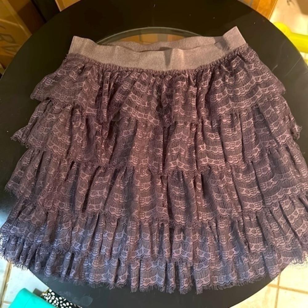 NEW-J crew skirt ruffle gray